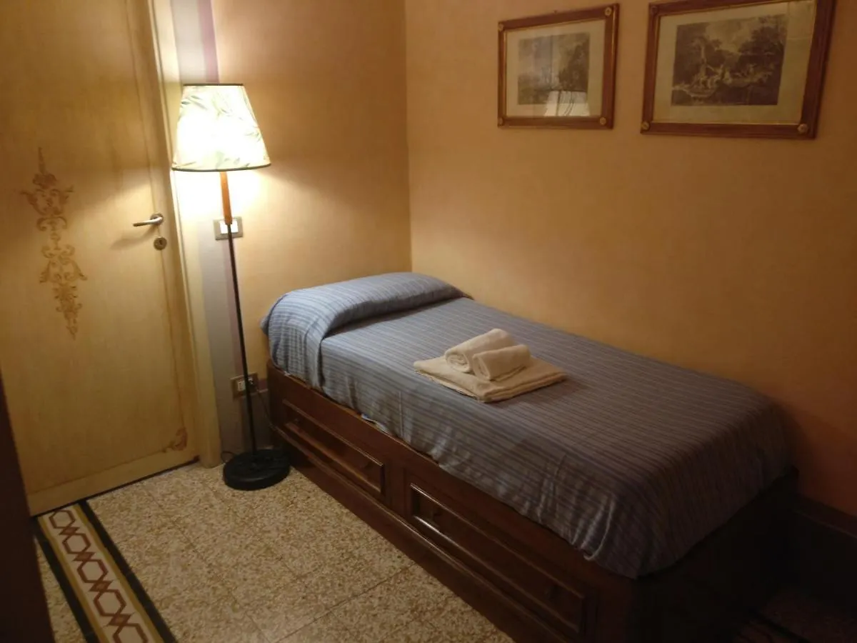 B&B Amalia Suites Florence Bed & Breakfast